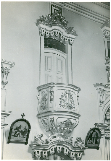 Púlpito da nave da Igreja da Ordem Terceira do Carmo de São Paulo (fotografia de novembro de 1937 de G. Graeser).
