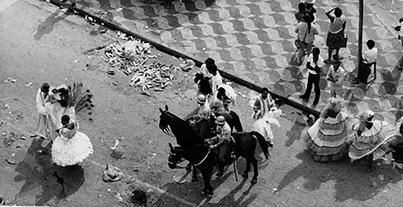  - rea de disperso do desfile na Avenida Tiradentes, 1982.