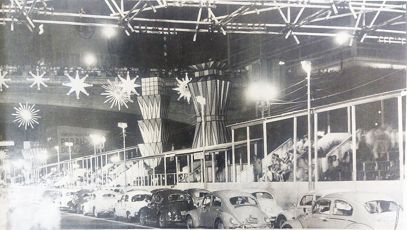  - Arquibancadas no Vale do Anhangaba, 1969.