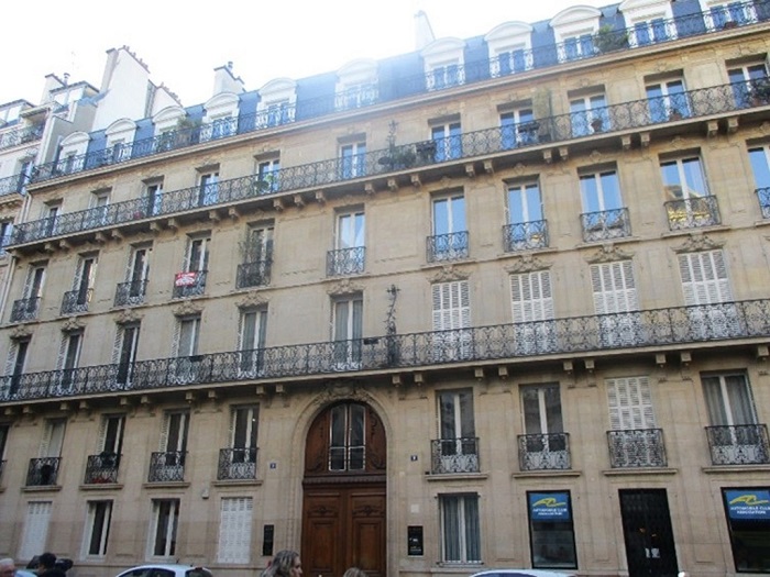 The 9, rue d&rsquo;Artois building today114