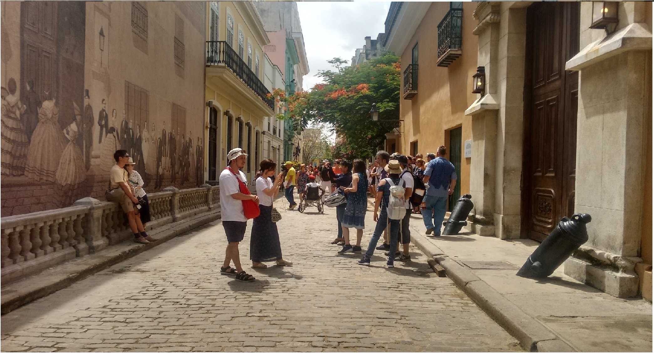 Mural of the old Liceo Artístico y Leterario de La Habana. Source: fieldwork (2018)