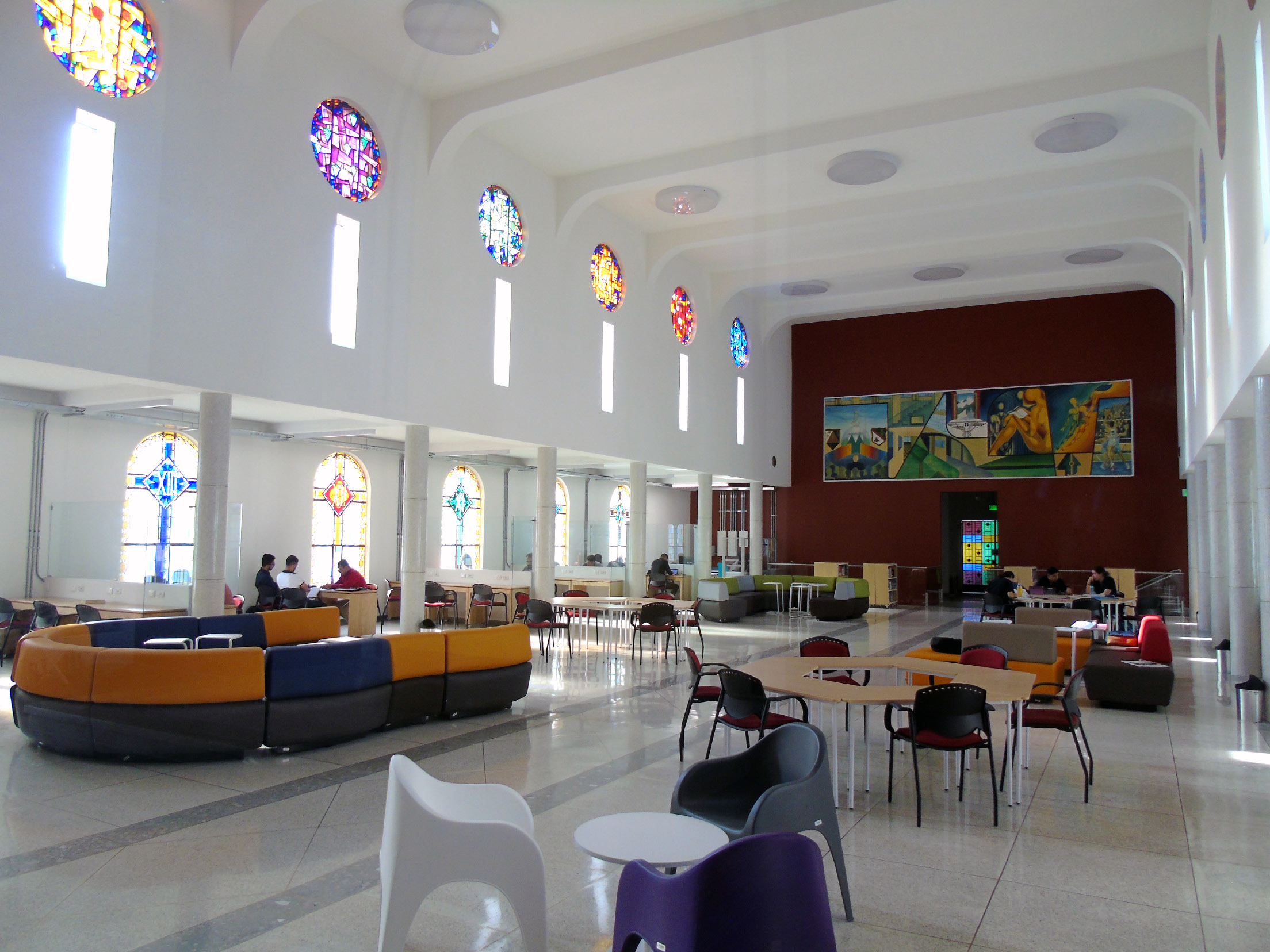 Nueva sala de lectura de la Biblioteca Universidad de Manizales