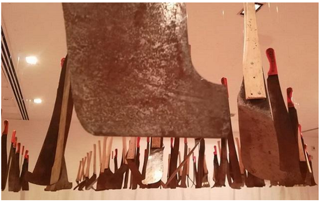 Bamba, martillo y refilón. Fotografía del Museo del Banco de la República (2019)