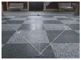 Tri�ngulo is�sceles por pelota en posici�n de tiro penal.