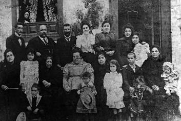 Familia
Sp&iacute;nola Ram&iacute;rez. 1901.