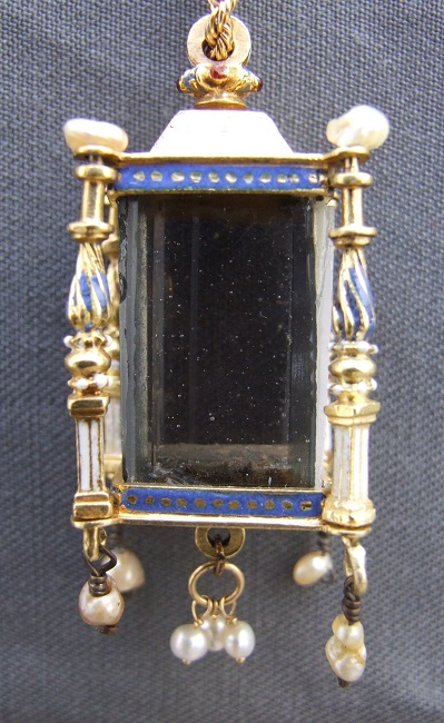 Viril de templete.
México, c. 1570.