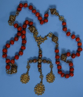 Rosario ofrecido por
doña Beatriz Lazcano y Araujo en 1795.