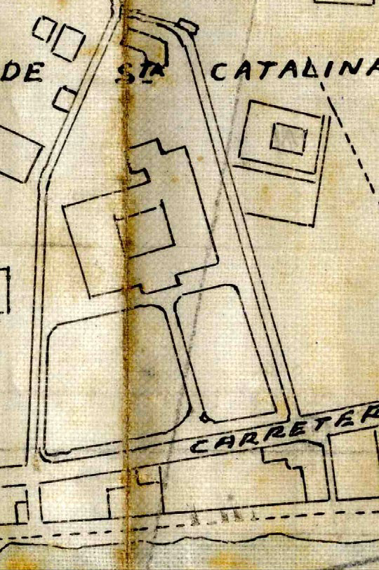 Detalle comparativo del Colegio del Sagrado Coraz&oacute;n y la finca
de Blandy: Navarro 1911, Navarro 1915 y plano base de Navarro
