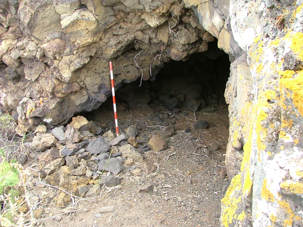 Cueva de punta de la Romba, valle Guerra.