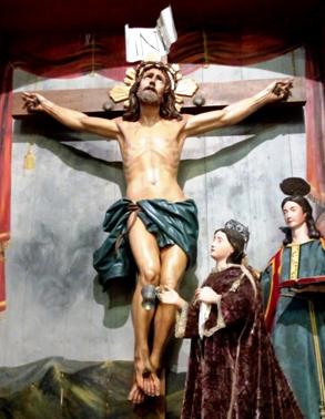 Imagen sustituta del Cristo crucificado que tanta veneraci&oacute;n causaba en el sargento D. Pedro del Castillo. Iglesia parroquial de Nuestra Se&ntilde;ora de Candelaria, Tijarafe, La Palma (fotograf&iacute;a. del autor).