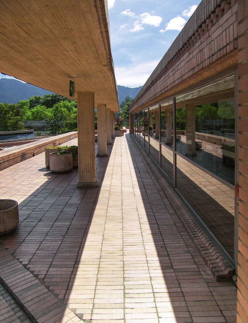 Edificio de posgrados
Universidad nacional Bogotá (2012) 