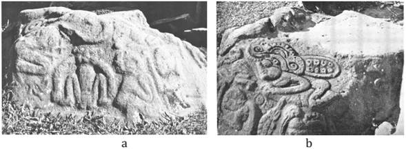 San Jer&oacute;nimo. Escultura 2: a, jaguar visto de frente, 1963; b, hombre-mariposa. Fotograf&iacute;a de Rafael Orellana, 1952.