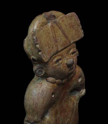 Figurilla prehisp&aacute;nica del periodo Cl&aacute;sico, procedente del sitio arqueol&oacute;gico Tazumal, Chalchuapa, El Salvador.