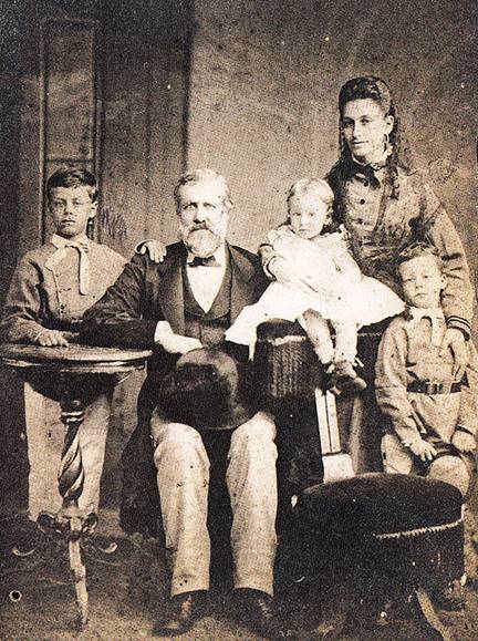 El bar&oacute;n Oscar du Teil con su familia. Tomado de Wagner, 2001: 44, reproducida con autorizaci&oacute;n.