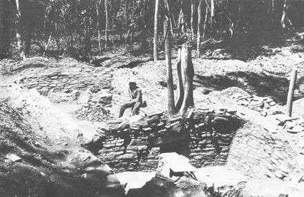 Vista del ba&ntilde;o de vapor de San Antonio (seg&uacute;n Agrinier, 1969: 24).