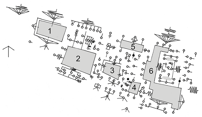 Tikal, diagrama de relaciones espacios interiores (cámaras),
								pasillos, escalinatas y patios.