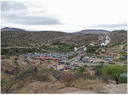 Vista de la carretera estatal para llegar al
balneario