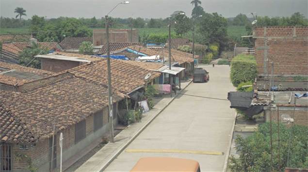Confinamiento por la ca&ntilde;a de az&uacute;car, caso de la comunidad de El Tiple. Fotograf&iacute;a de Sjoerd van Grootheest, 2018.