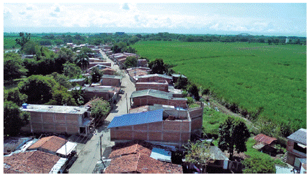Confinamiento por la ca&ntilde;a de az&uacute;car, caso de la comunidad de El Hormiguero. Fotograf&iacute;a de Sjoerd van Grootheest, 2016.