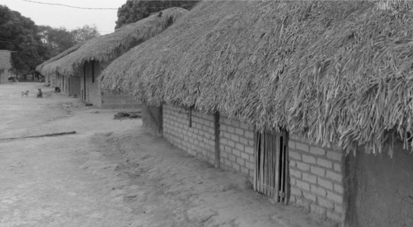 Resid&ecirc;ncias da Aldeia Tapi'it&atilde;wa.