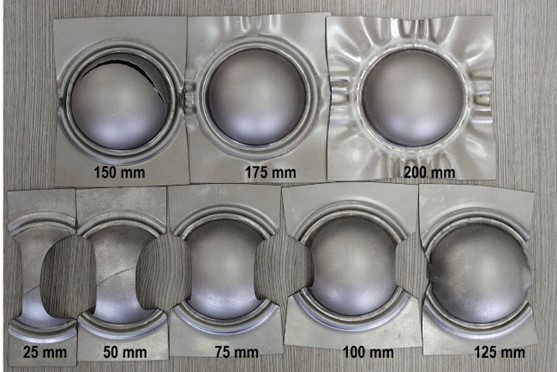 Probetas después del ensayo para determinar las curvas límite de formabilidad. 