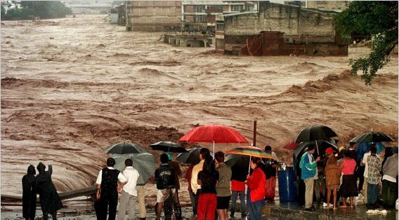 17 años del devastador huracán Mitch en Honduras.