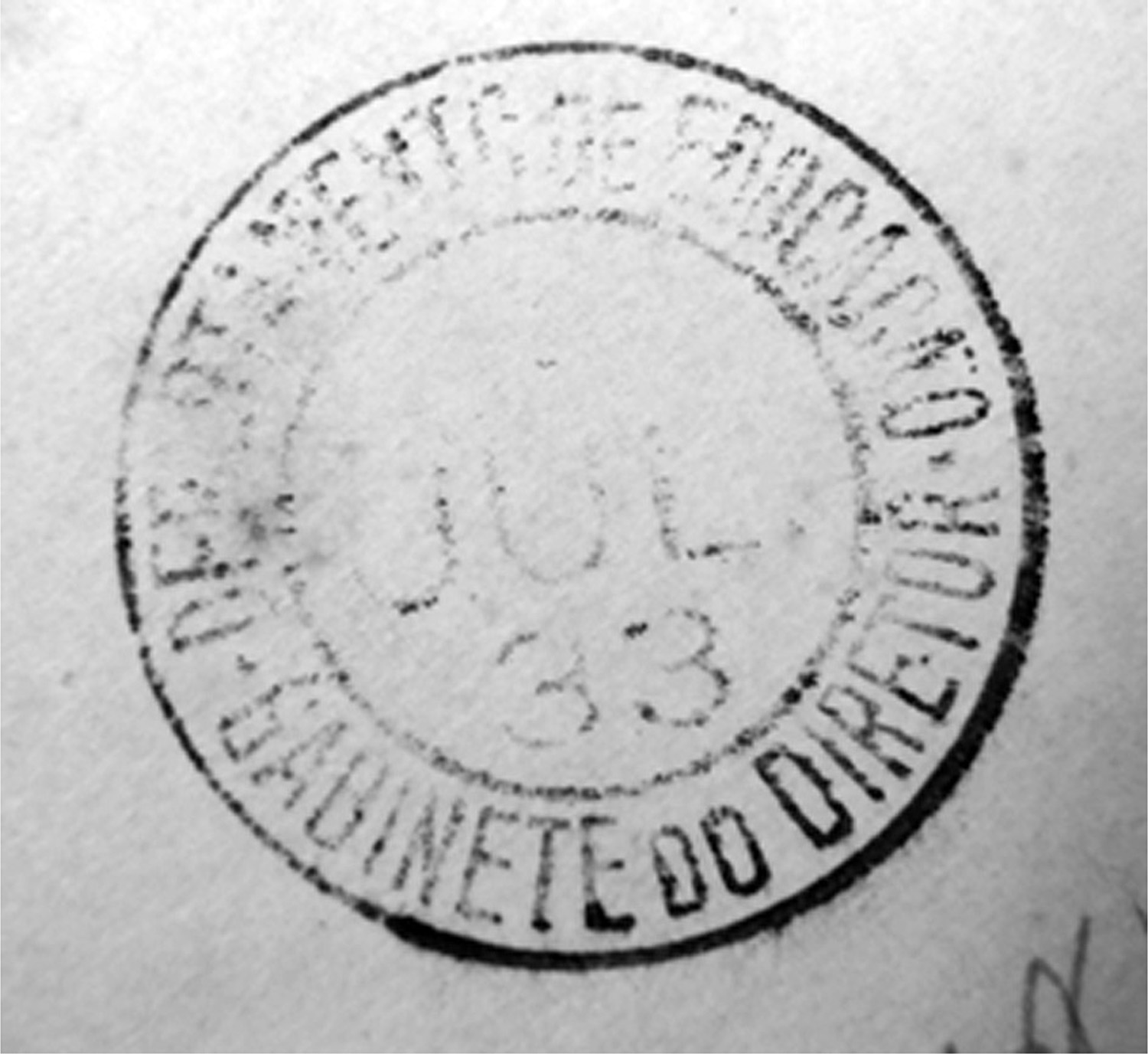 &ndash; Carimbo no exemplar do acervo Paulo Bourroul