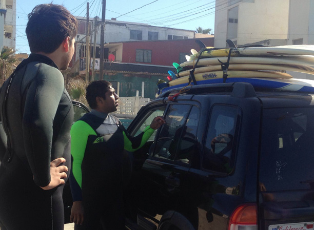 Viaje de surf en grupo. Playas de Tijuana, 2016