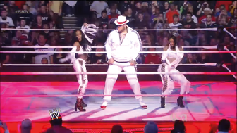 Brodus Clay como lo c�mico