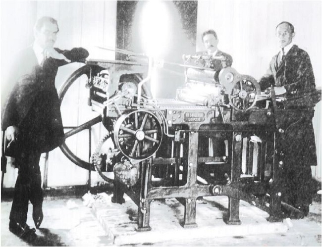 First electric printing machine of Prácia Newspaper, 1938