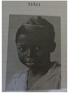 -Menino negro acolhido pela família de Domitila Borges.