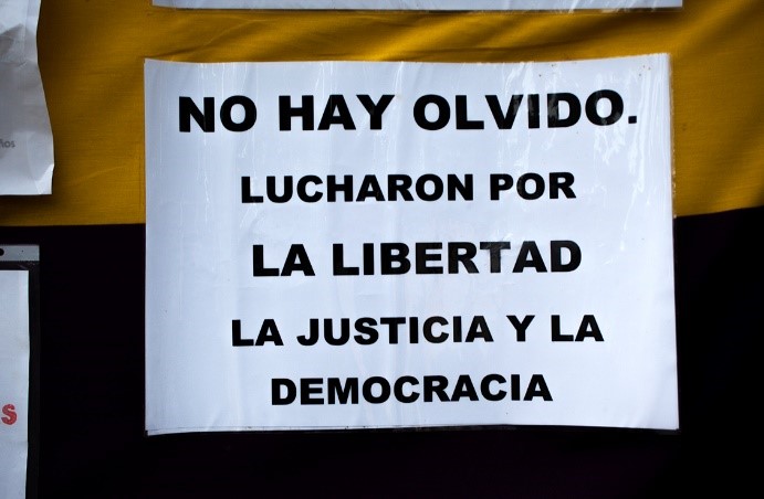 Cartel en el Homenaje a las V&iacute;ctimas del Franquismo, Madrid, 2017.