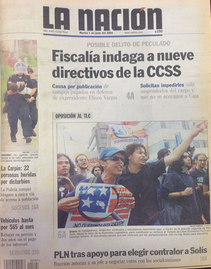 Fotograf&iacute;a de portada ?Oposici&oacute;n al TLC? de la noticia ?Trabajadores marcharon contra del TLC? de Leal, D. (1 de junio de 2004).
                La Naci&oacute;n.
              