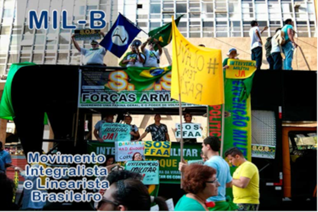 Manifesta��o de neointegralistas pedindo interven��o militar