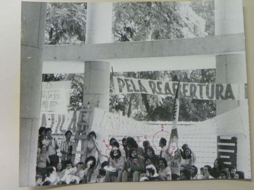 Ato público pela anistia na PUC/RJ. Rio de Janeiro, 28
de março de 1978.