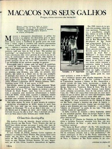 “MACACOS NOS SEUS GALHOS”