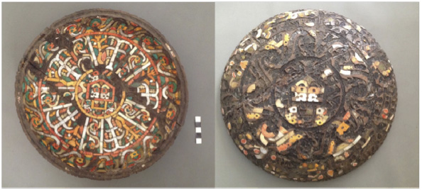 Plato de madera de algarrobo con incrustaciones de Crisocola, Spondylus y Madreperla
