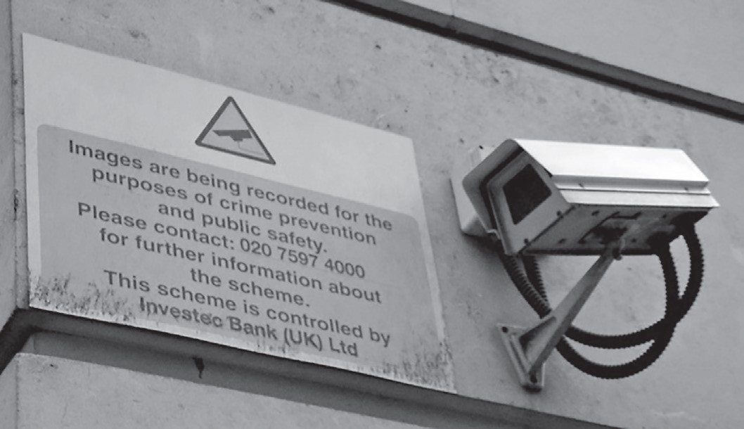 Cámaras de video y sensores, inundan las ciudades.