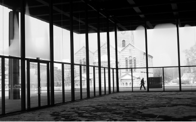 Condensation problems on glass walls. Photo: Joseph
A, 2007.