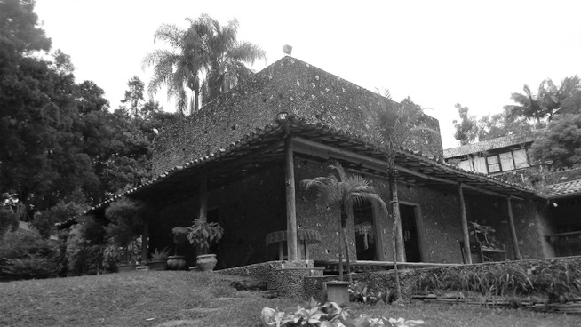 Fachada da casa de Valria Cirrel