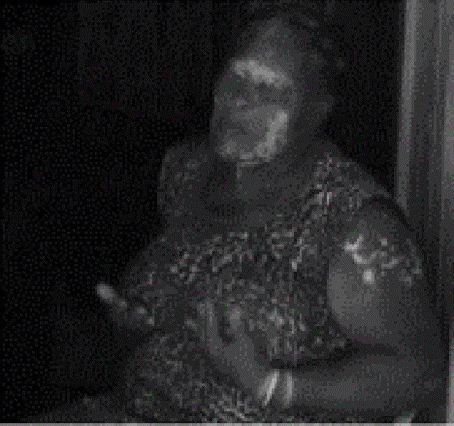 Primera forma para "mam&aacute;", en algunos contextos "mujer".