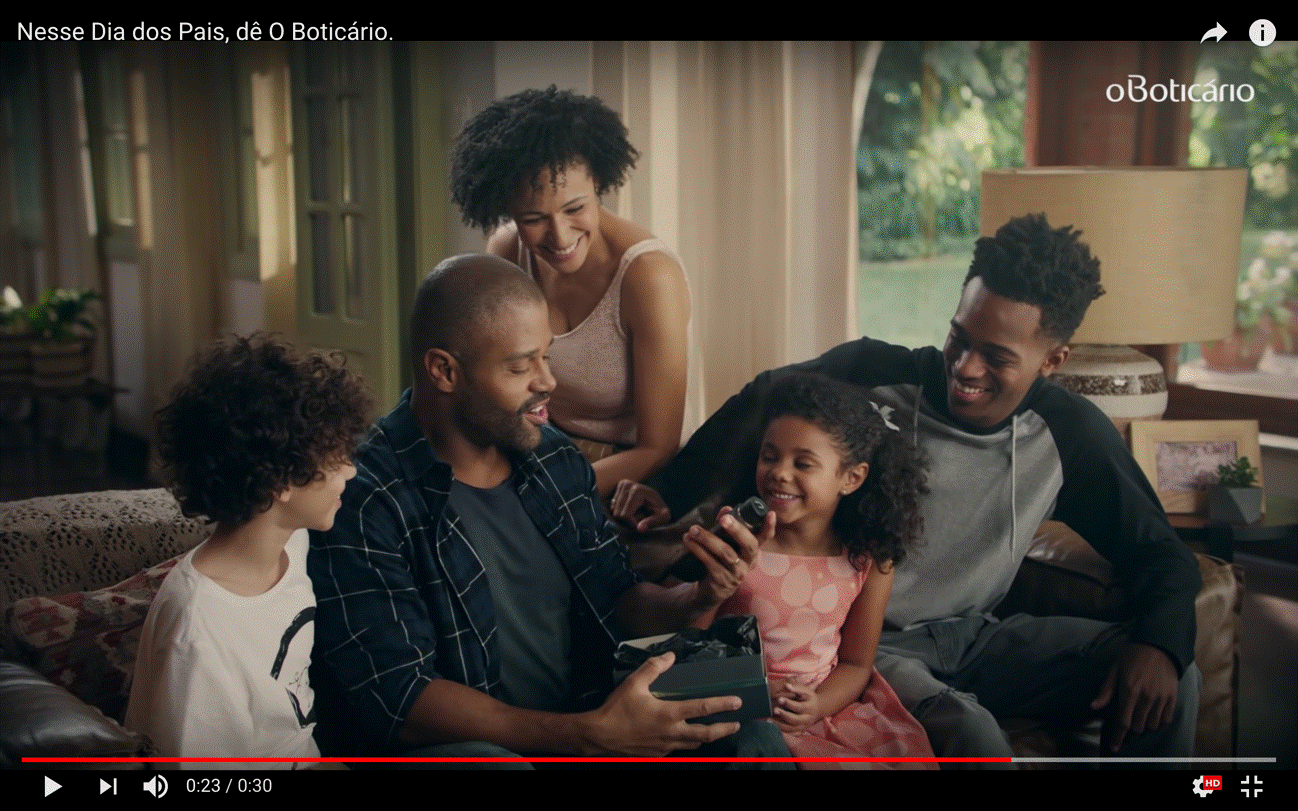 Imagem do filme “Nesse dia dos
Pais, dê O Boticário”“.