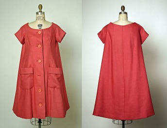 Vestido “Bonnes Vacances” da coleção Trapèze, 1958.