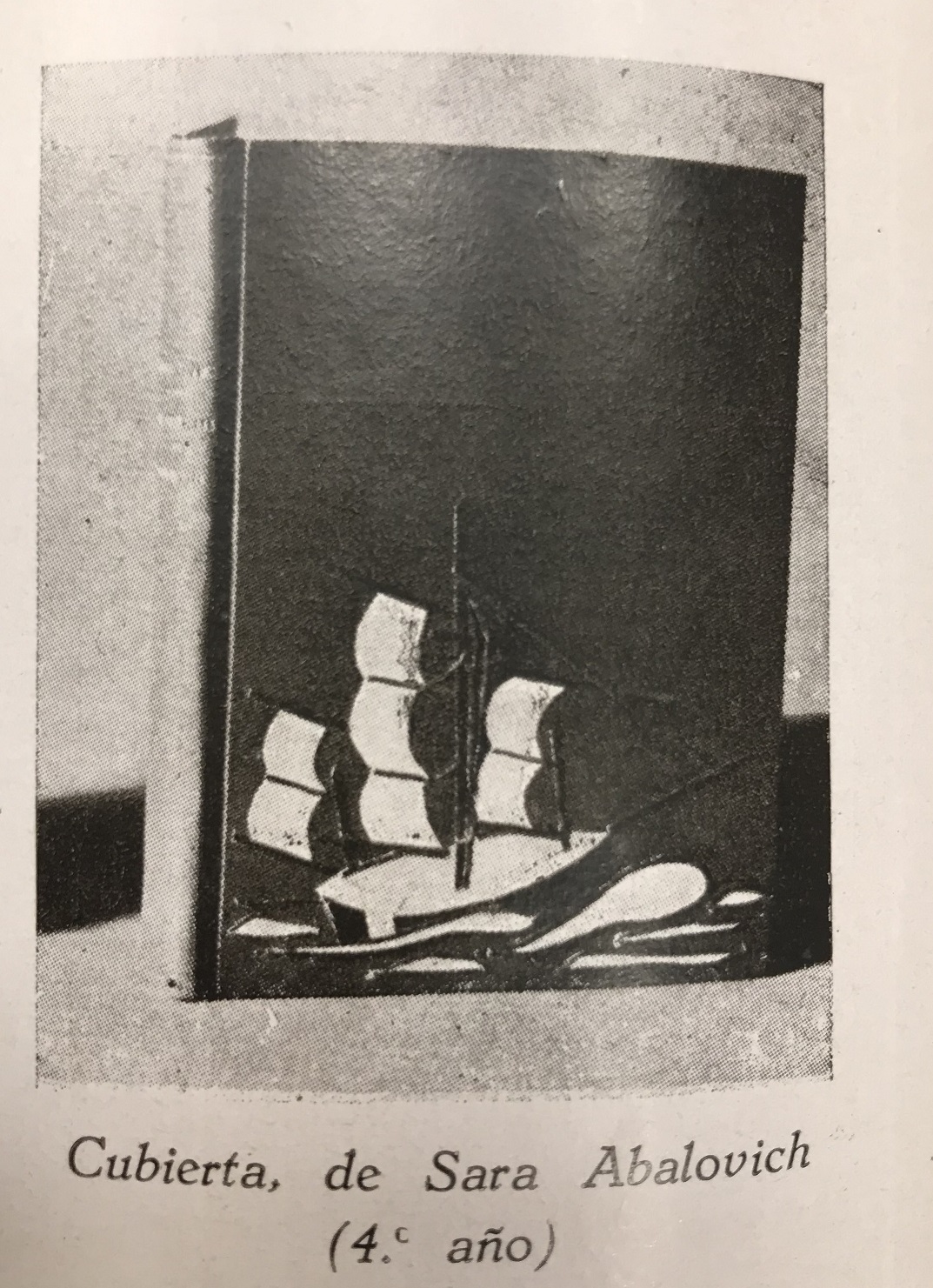 Ejercicio  de Encuadernacin a cargo de la alumna Sara Abalovich, Escuela  Profesional N 5 “Fernando Fader”.