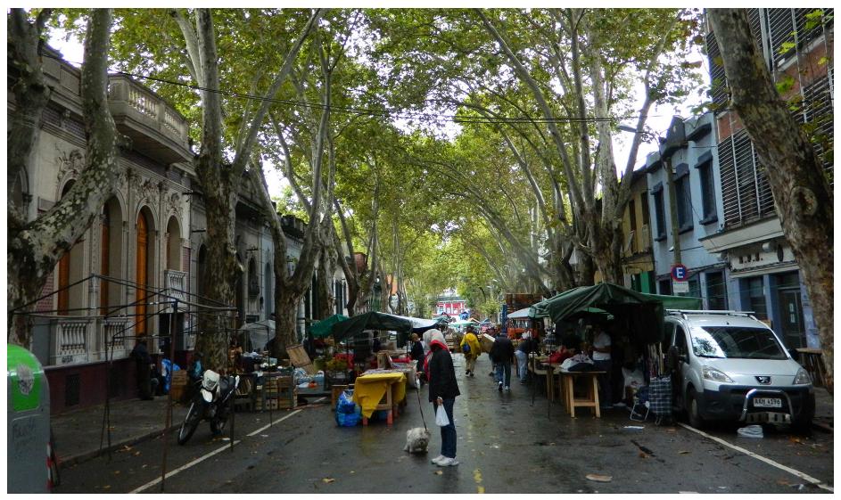 Feira de Tristan Narvaja.