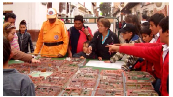 Exposición maqueta de Pamplona
(1890) en la Calle Real