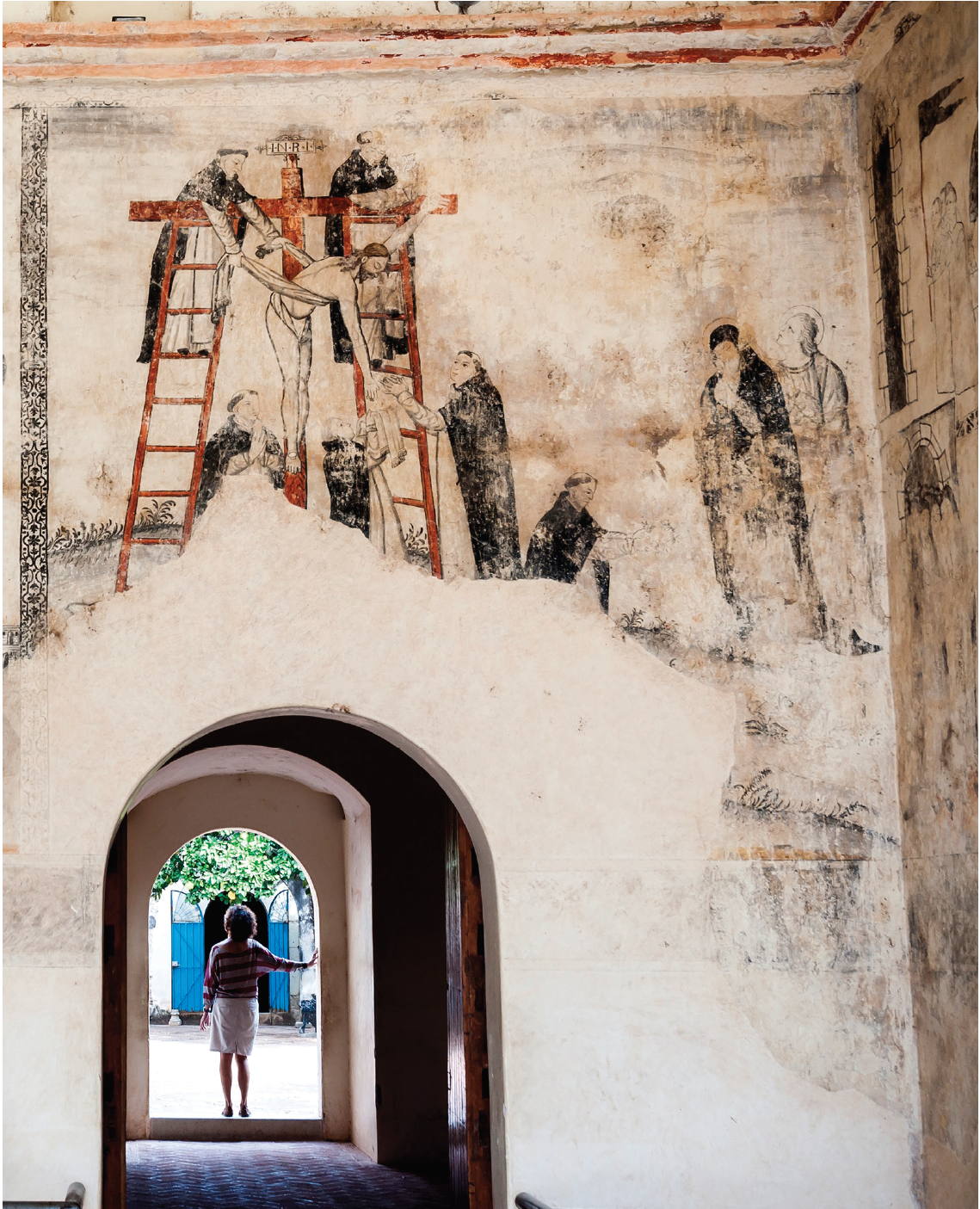 Descendimiento, portería del convento de San Juan Teitipac, Oaxaca.
						