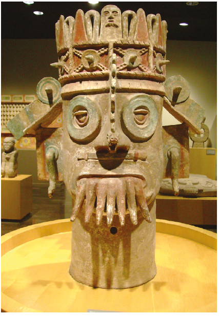 Escultura de barro, brasero efigie de Tláloc, Tehuacán, Museo Nacional de Antropología, Ciudad de México. Foto de la autora, 2009. Secretaría de Cultura-INAH-MÉX. "Reproducción autorizada por el Instituto Nacional de Antropología e Historia".