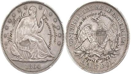 Medio d�lar norteamericano de plata de 1864 con leyendas grabadas a mano sobre anverso y reverso sin alterar la acu�aci�n.