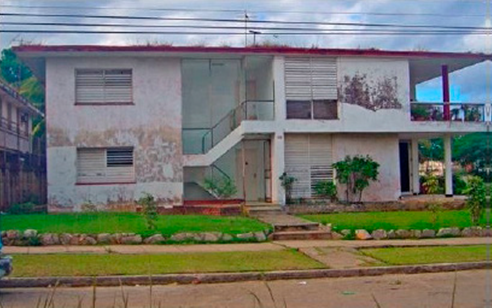 Casa en calle 130 y B. Miramar